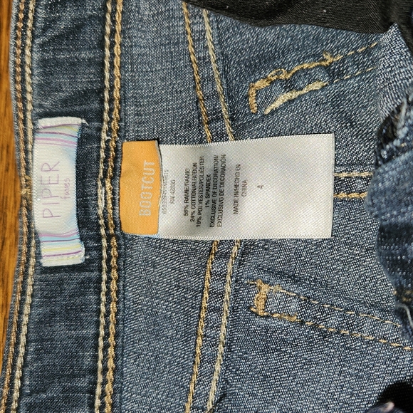 Beauty and the Beast Disney Couture outfit - Picture 10 of 11